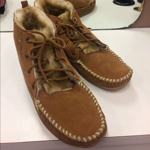 Orvis Tan Moccasin Boots Women's Size 11