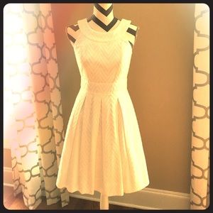⚡️PriceDrop⚡️White House Black Market dress