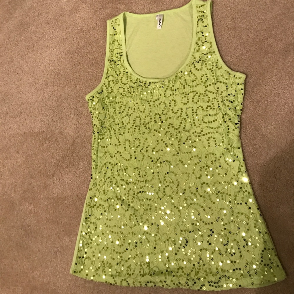 Sequin tank