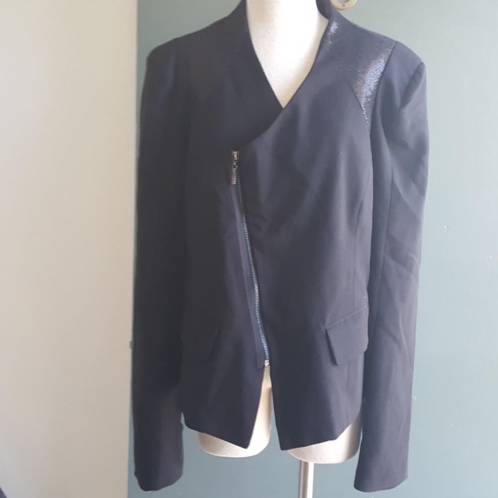 Moto  Zip Blazer