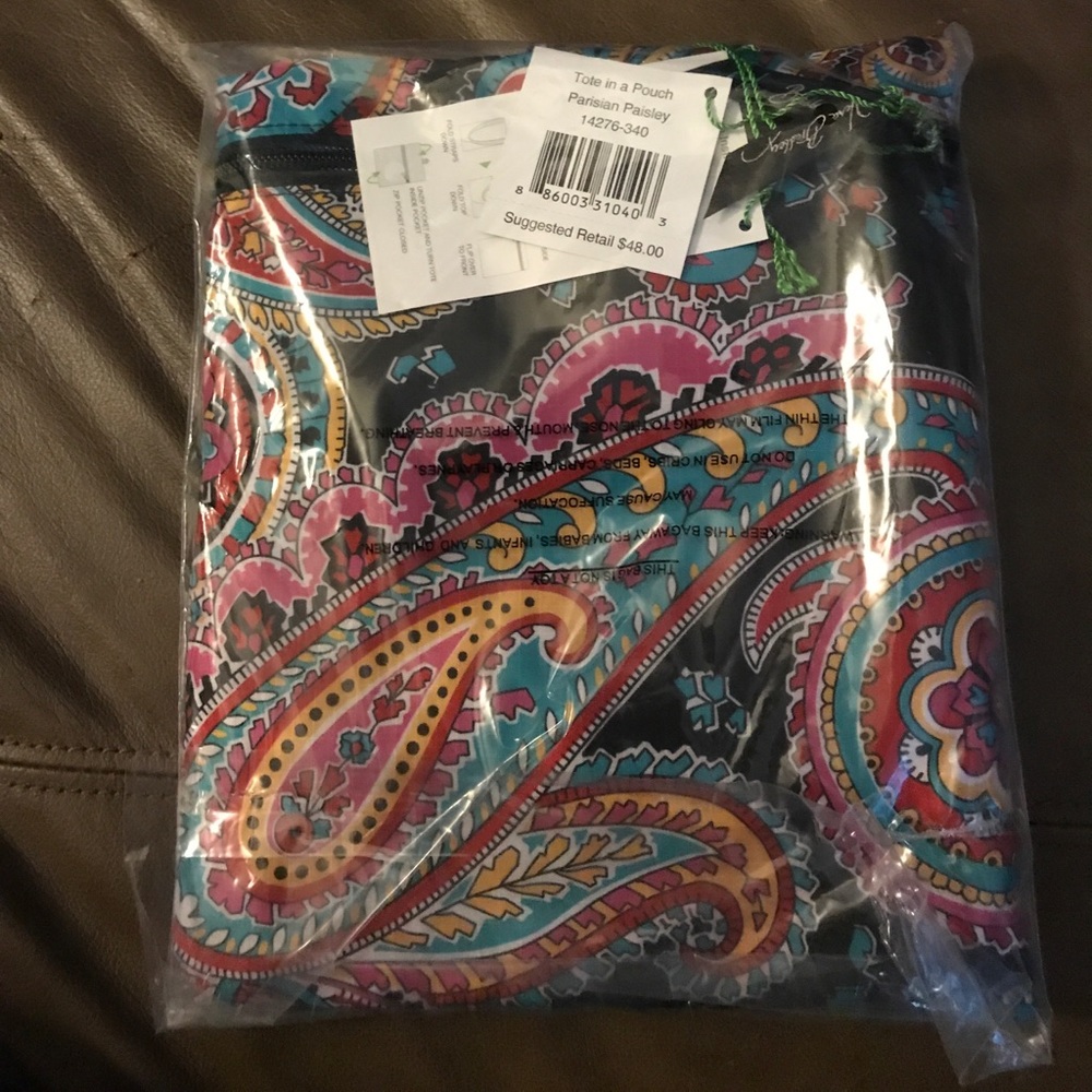 Vera Bradley Tote in a Pouch Bag! NWT
