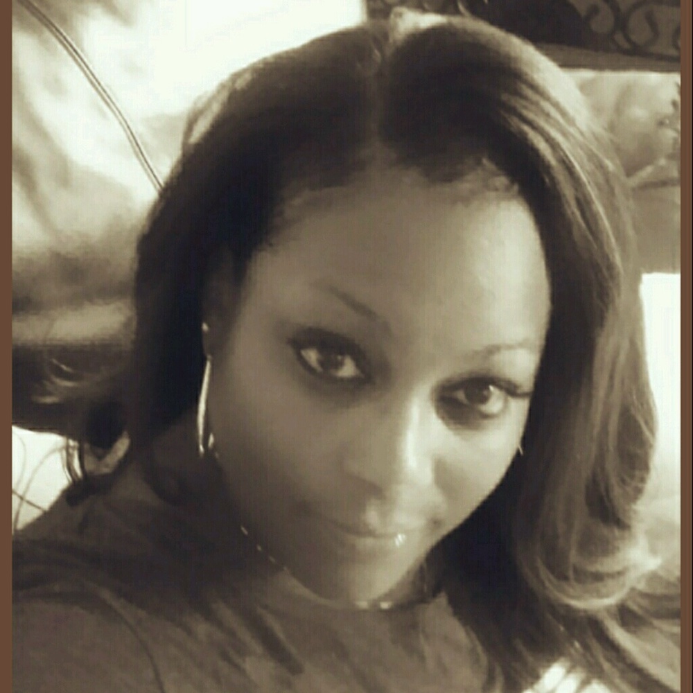 Meet your Posher, Lalesia