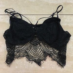 LACE BRALETTE