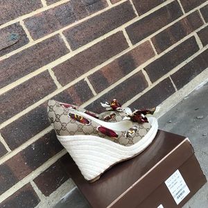 Authentic Gucci Sand Tess Twill Sandals