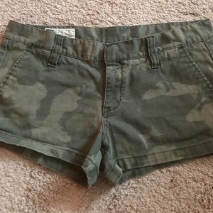Hurley camo shorts