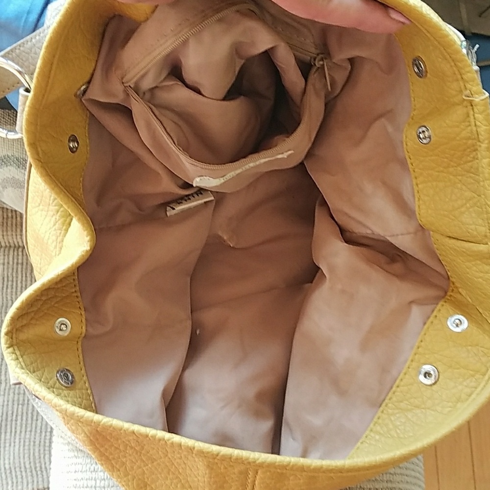 Great Condition Bag View 2