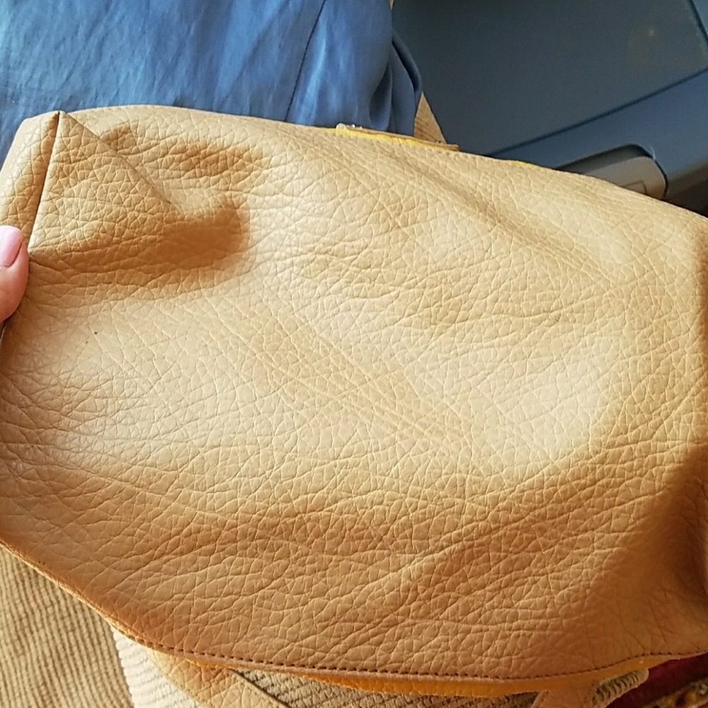 Great Condition Bag View 3