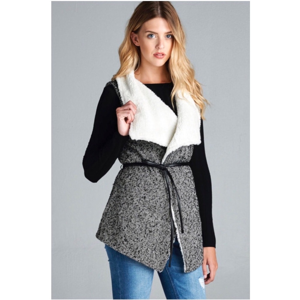 LAST Black & White Fur Tweed Vest Jacket - Picture 2 of 4