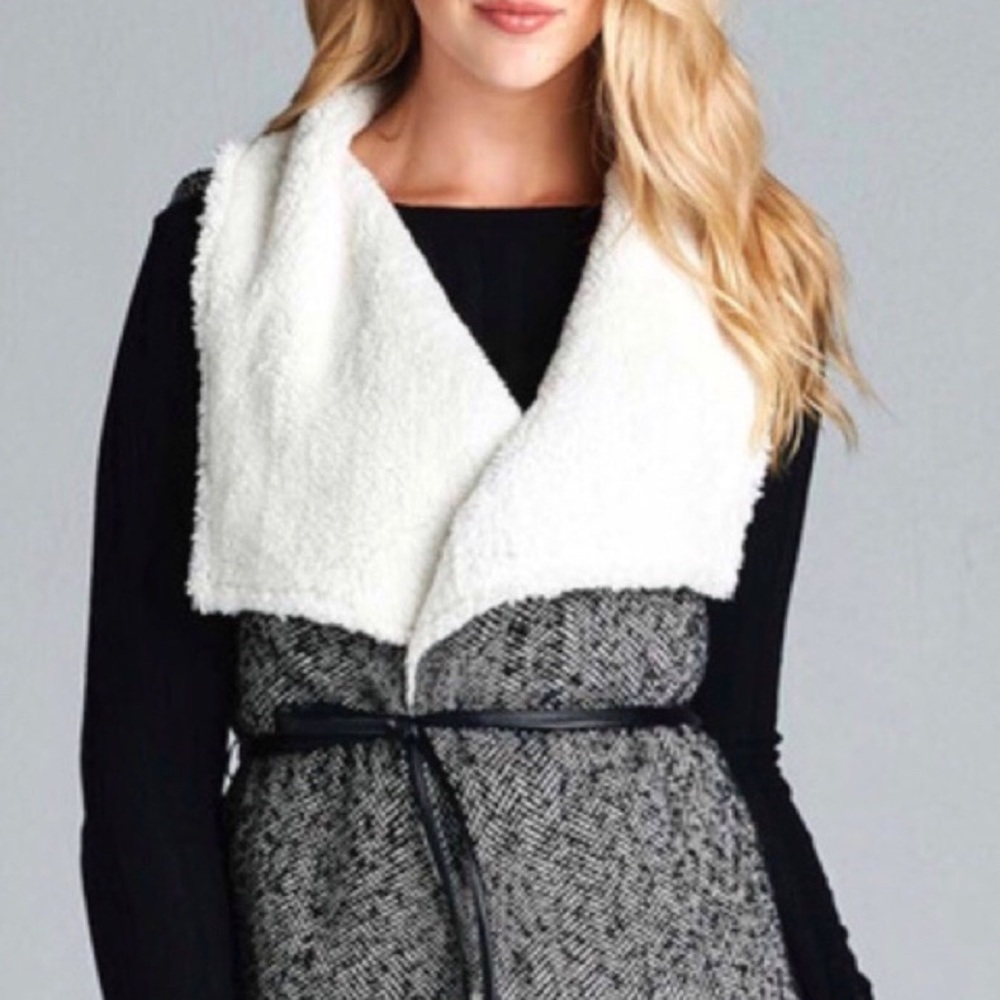 LAST Black & White Fur Tweed Vest Jacket - Picture 4 of 4