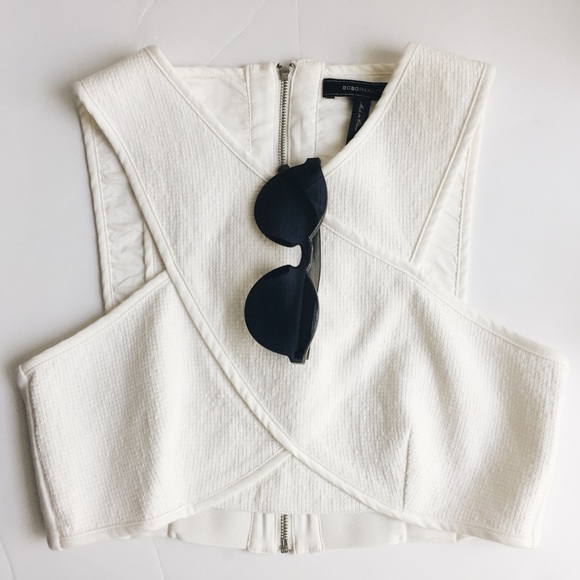 BCBGMaxAzria Tops - BCBGMAXAZRIA crop top.