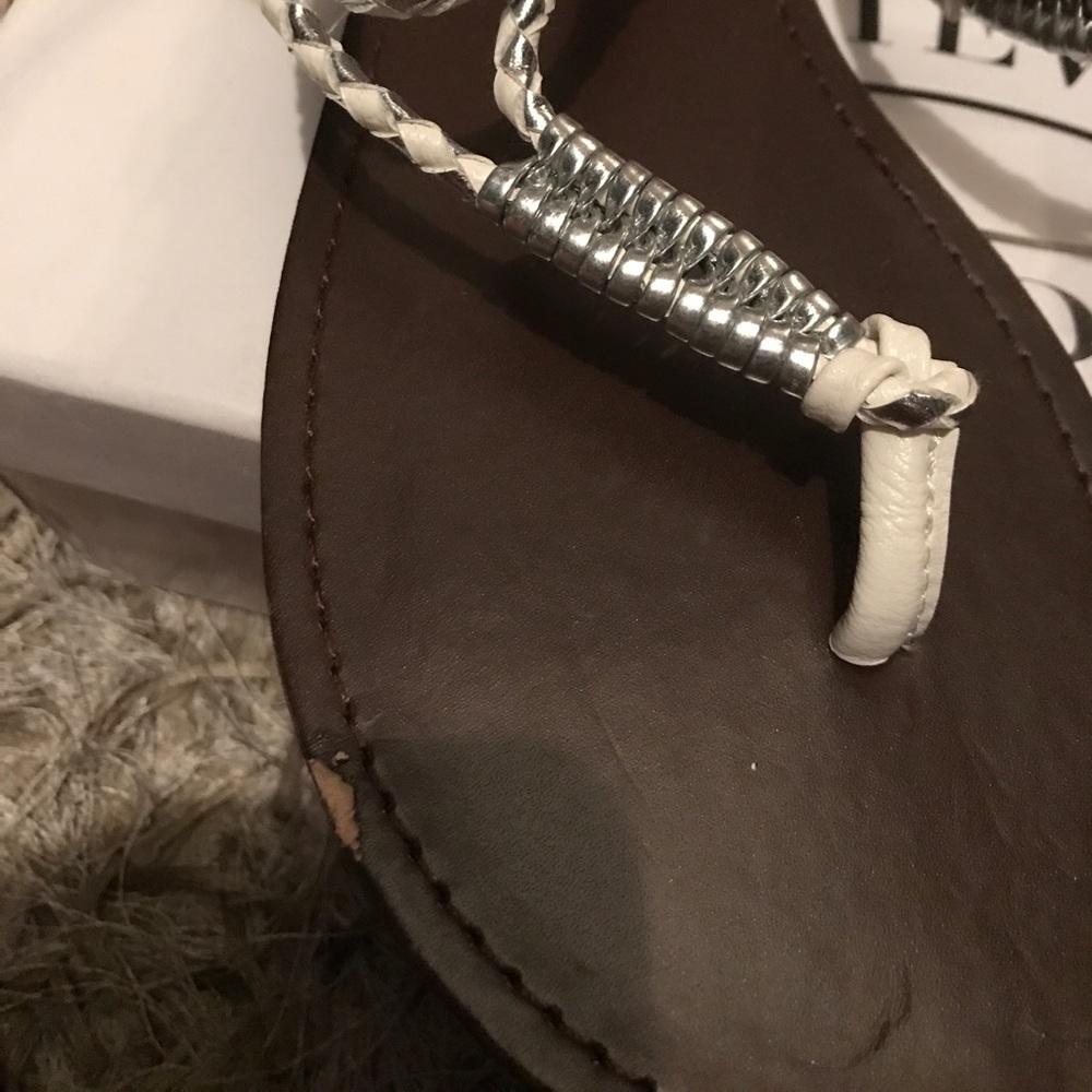Sandals - Picture 2 of 4