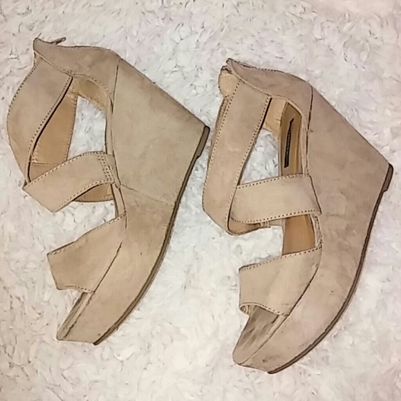 Forever21 Wedge booties sandals - Picture 2 of 5