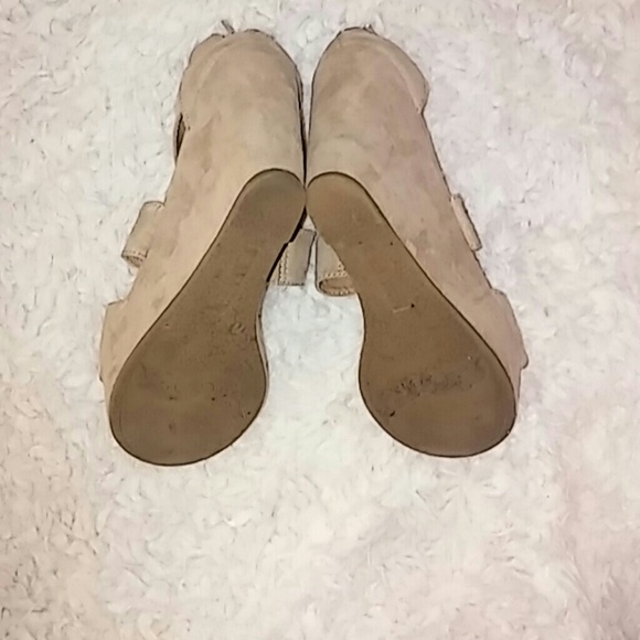 Forever21 Wedge booties sandals - Picture 4 of 5