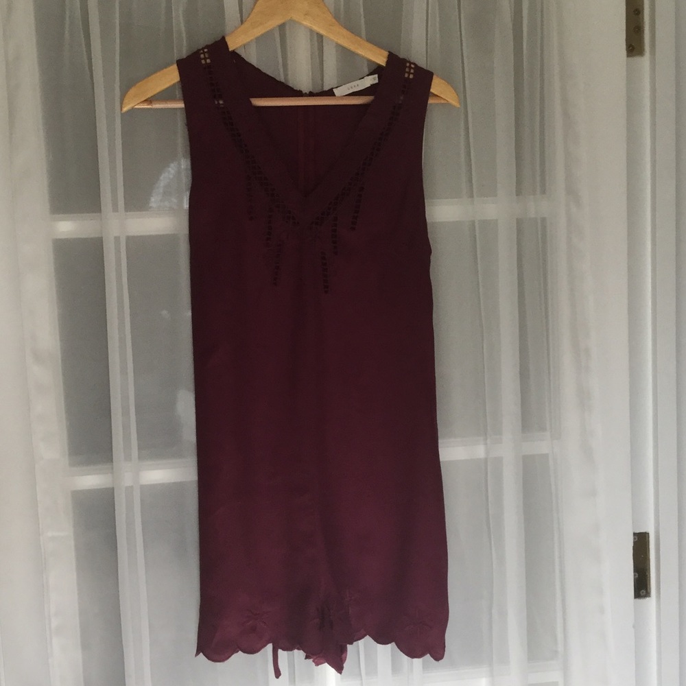 Lush sleeveless wine romper