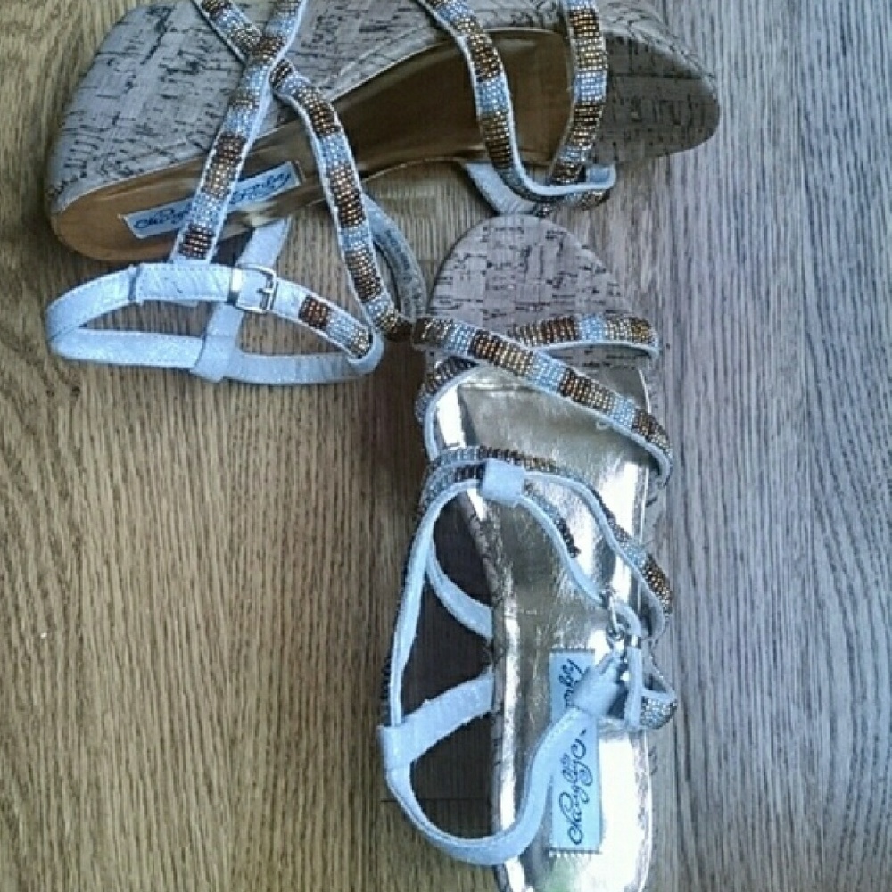 Wedges beaded naughty monkey
