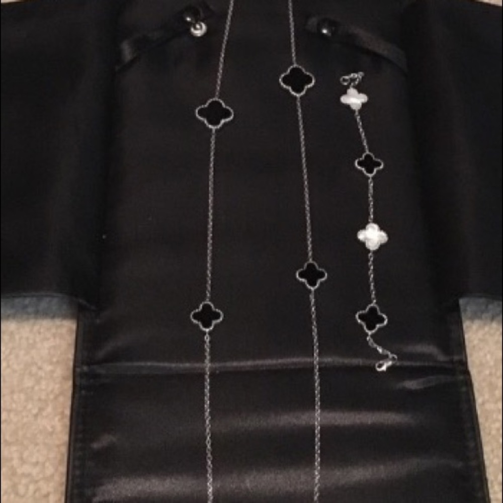 GUC Onyx & Mother of Pearl Jewelry Set