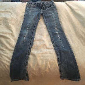 Lightly worn Sunny straight Miss Me jeans