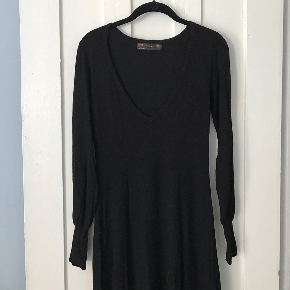 ZARA Sweater Dress Long Sleeved Deep V Neck