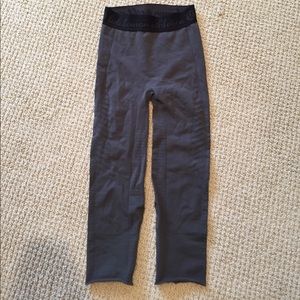 Lululemon crops