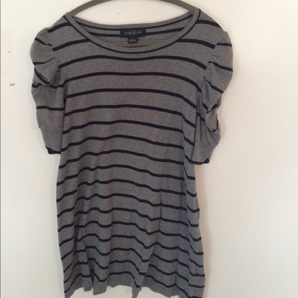 Ruched short sleeve sweater top