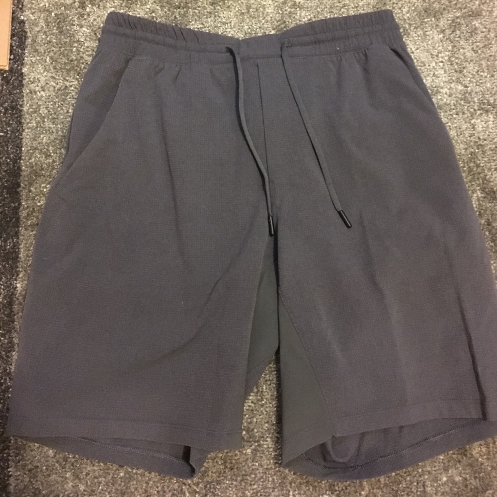 Lululemon Rise n Sweat shorts
