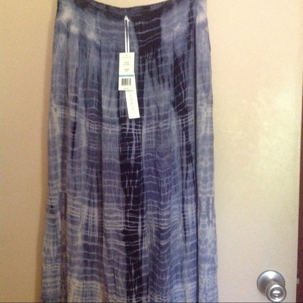 skirt tie die