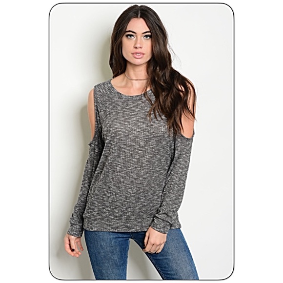 Flattering Sexy Stretchy Cold Shoulder Top M Sold - Picture 4 of 5