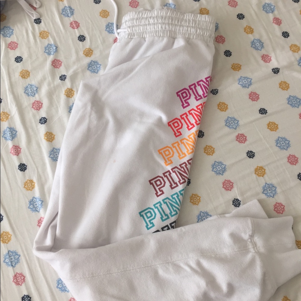 VS PINK SWEATPANTS