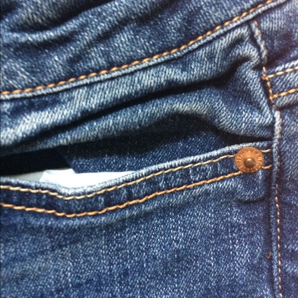 Blue Jeans - Picture 3 of 3