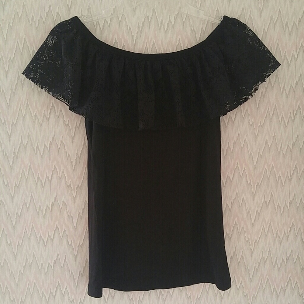 Black lace flouncy top