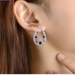 18k White gold plated earrings