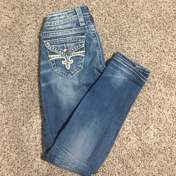 Rock Revival Capris - Picture 2 of 4