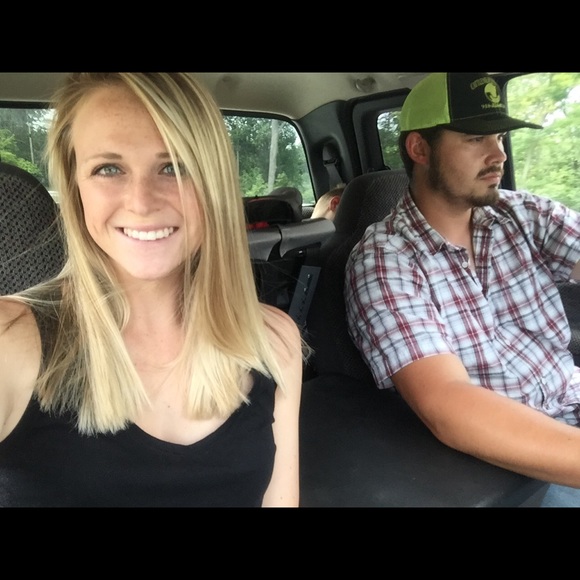 Meet your Posher, Adrien - Picture 1 of 1