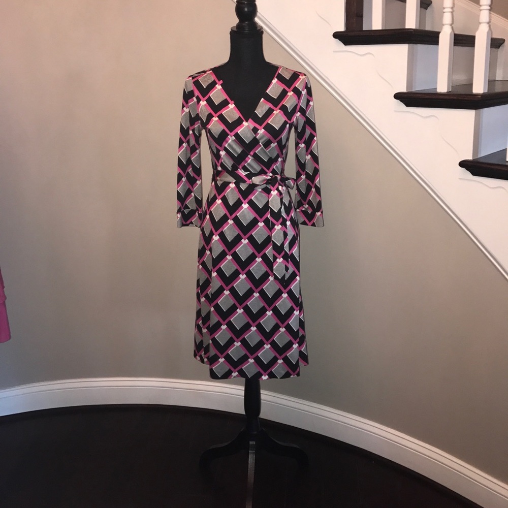 DVF Hot Pink Black and White Wrap Dress