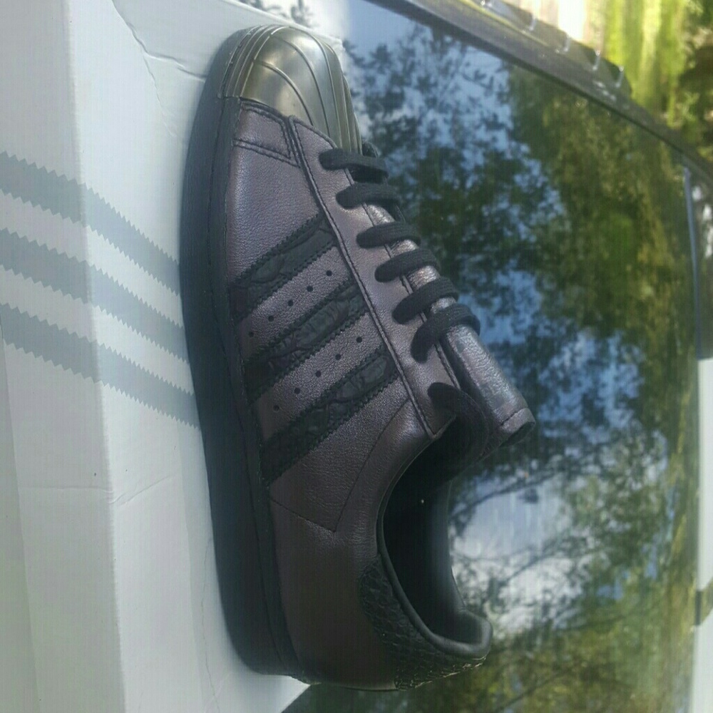 Adidas superstar