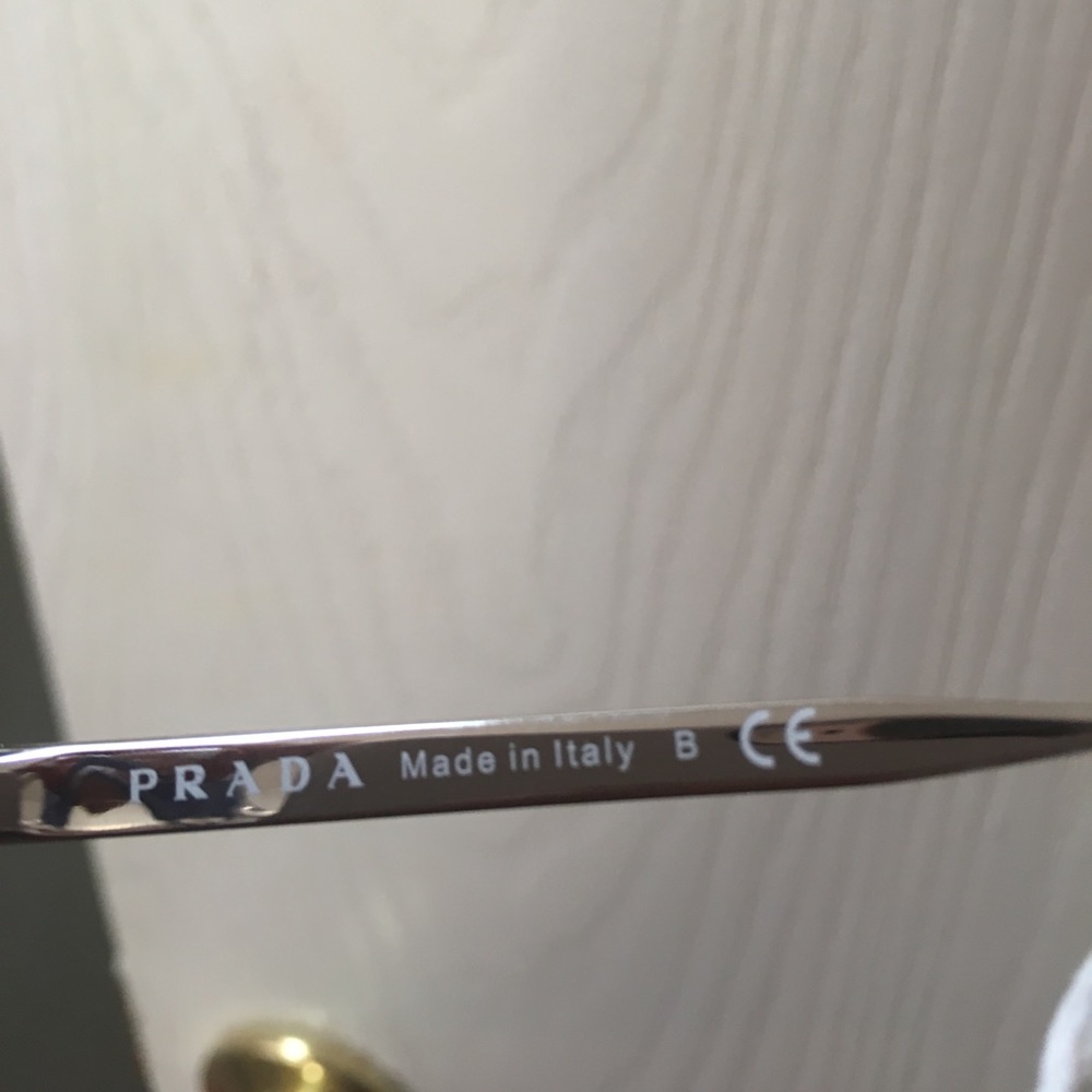 Prada glasses - Picture 2 of 7