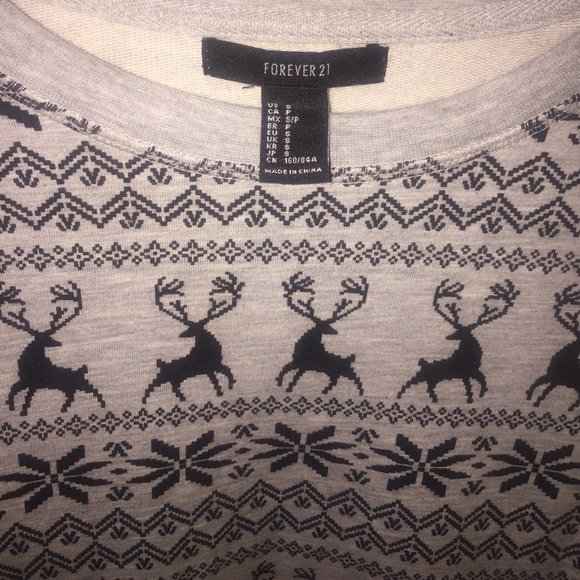 Forever 21 Sweater - Picture 3 of 3