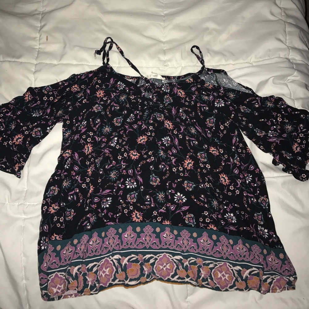 LA Hearts Cold Shoulder Lace-Up Front Top