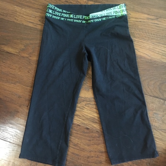 PINK Victoria's Secret Pants - PINK cropped leggings