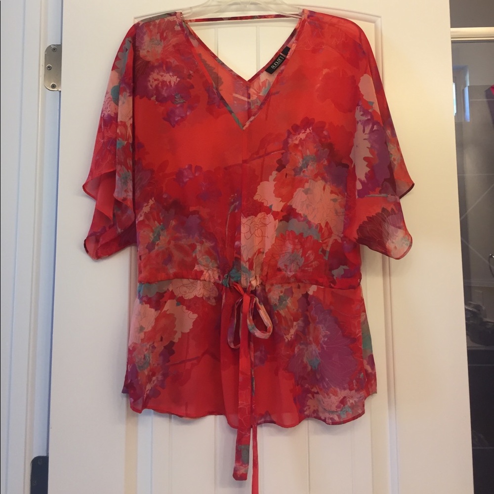 Floral peplum with tie detail