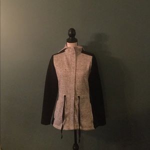 Fleeced lined zero closure