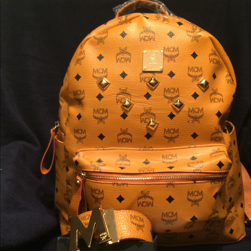 Designer backpack w/ matching belt 34-38