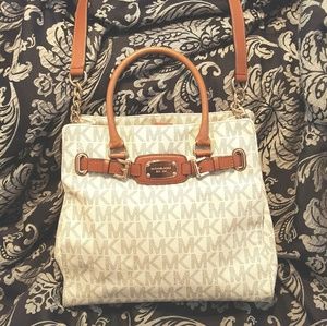 MICHAEL KORS HANDBAG