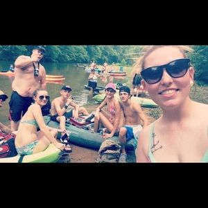 Meet your Posher, Alex