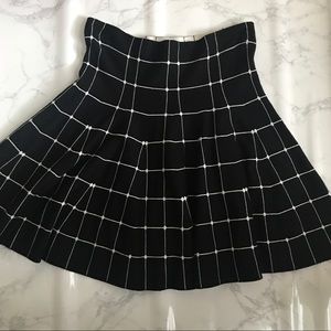 High Waisted Grid Skirt