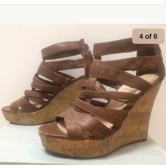 Guess Brown Cork Gladiator Wedge Sandal, 7.5 - Picture 4 of 6