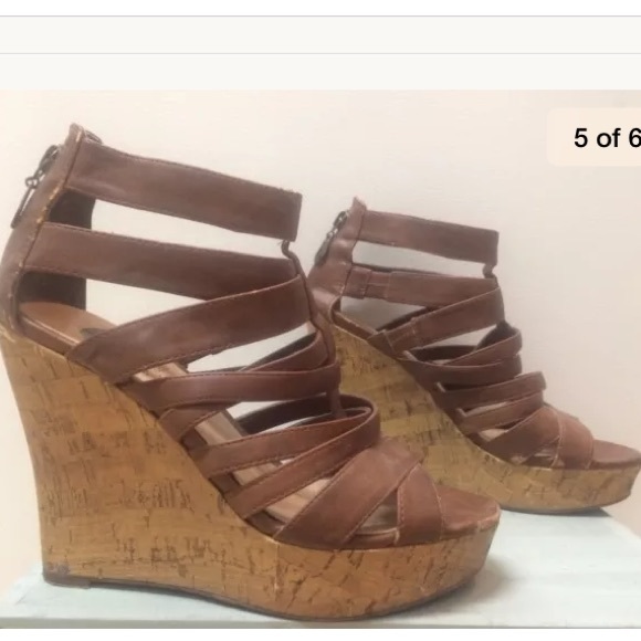Guess Brown Cork Gladiator Wedge Sandal, 7.5 - Picture 5 of 6