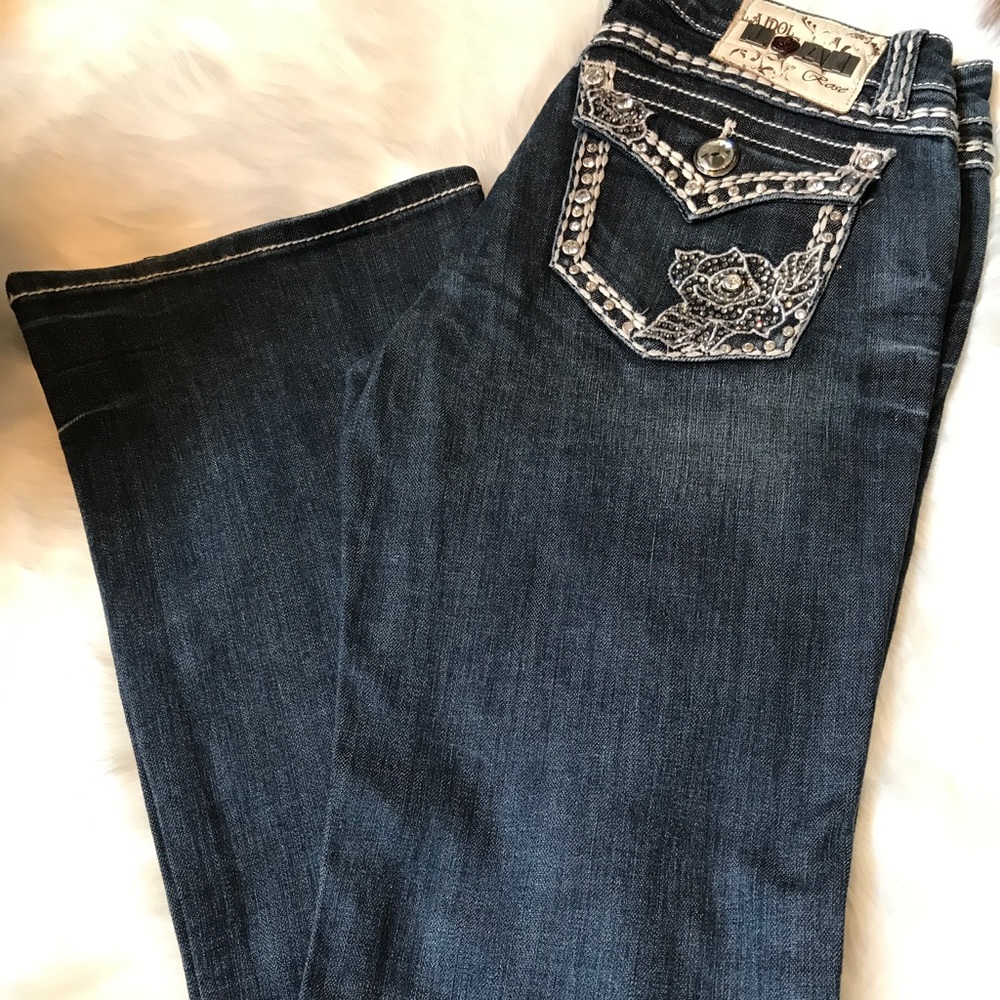 Jeans waist 30 Length 34 97% Cotton 3% Elastin.