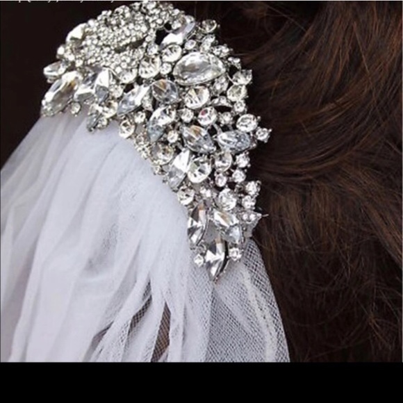 Bridal Rhinestone comb hairpiece main image 4