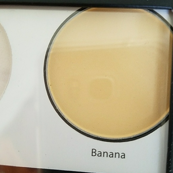 1 left New ULTA beauty Setting Powder Palette - Picture 4 of 8